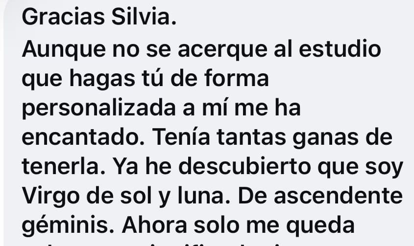 Screenshot of a WhatsApp conversation with an Astroteca customer 2